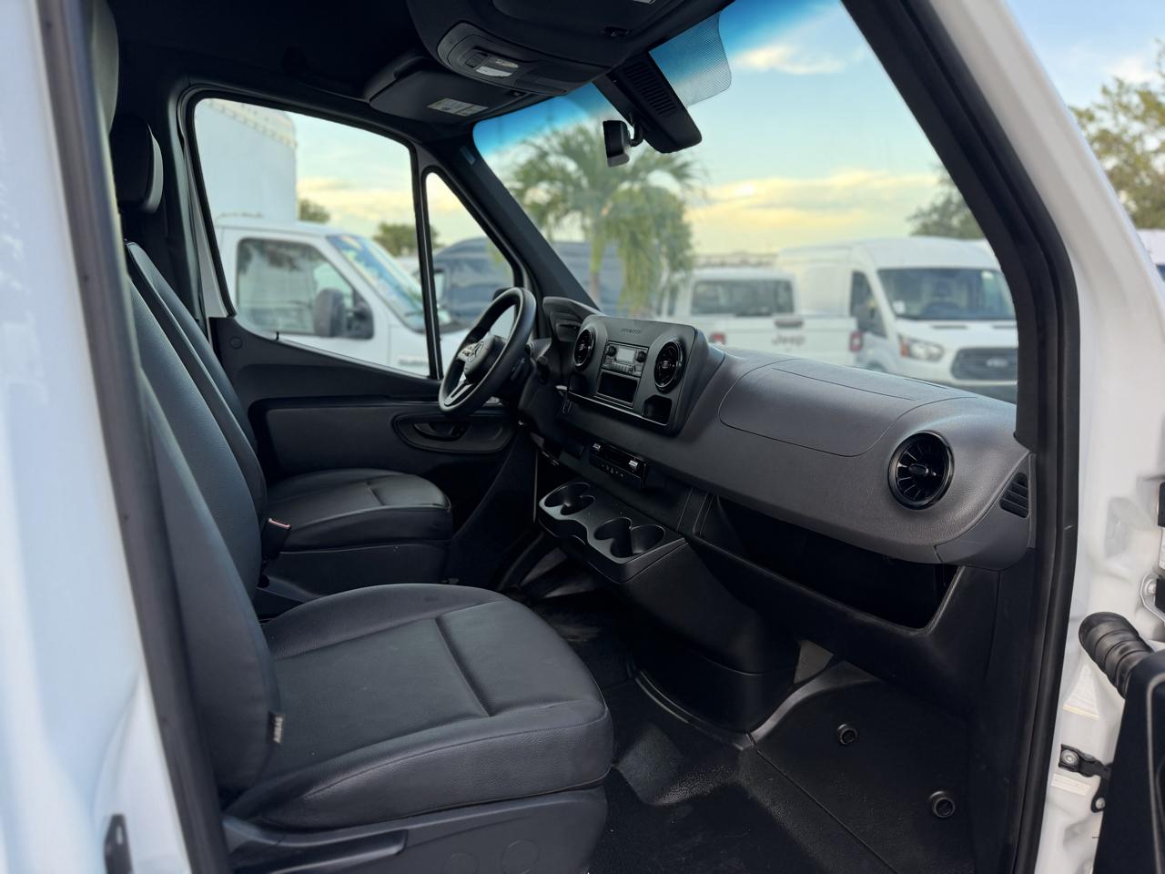 Mercedes-Benz Sprinter 2500 170-in. WB 2022