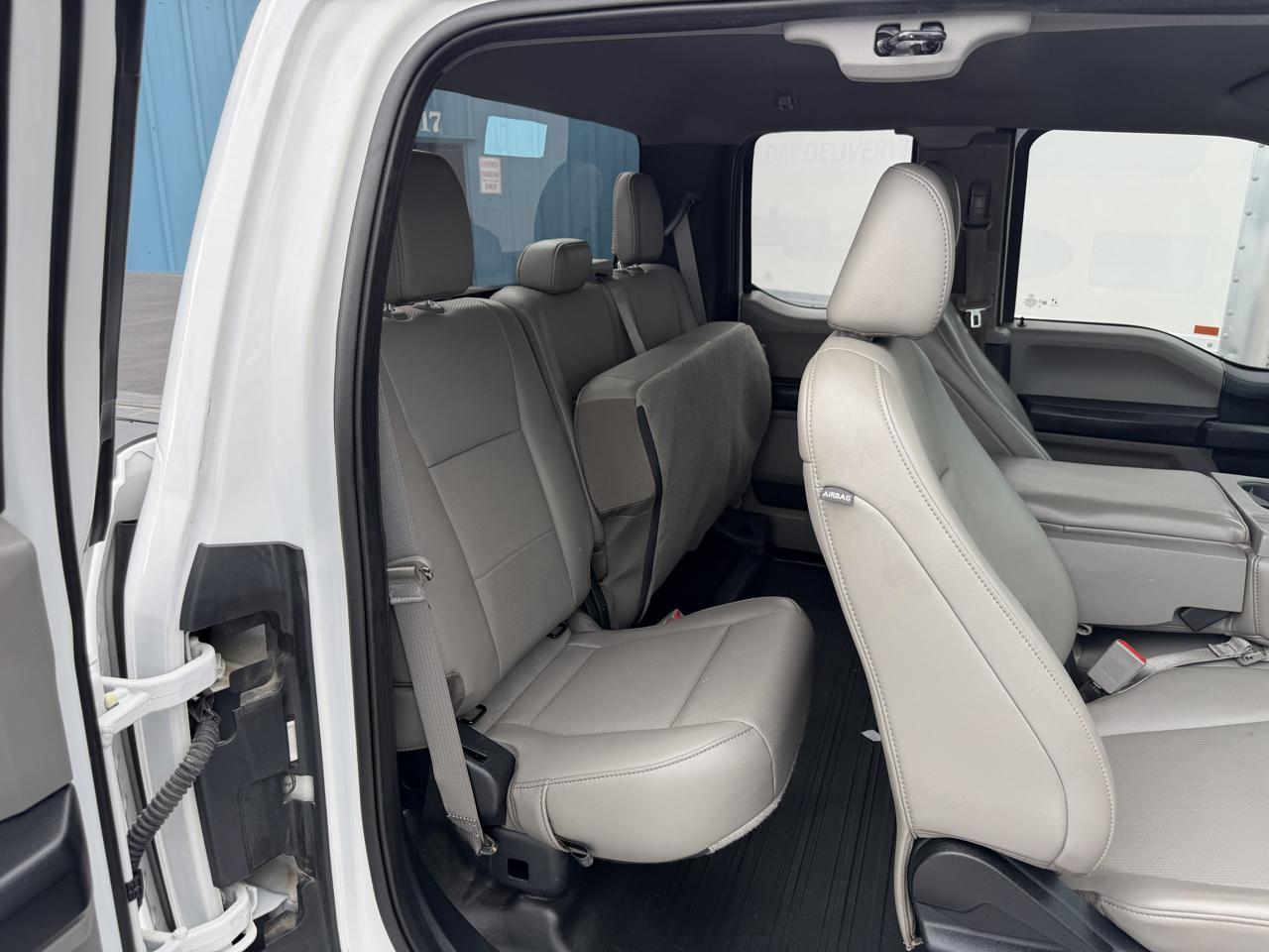 Ford F-150 2WD Supercab 133" XLT 2020