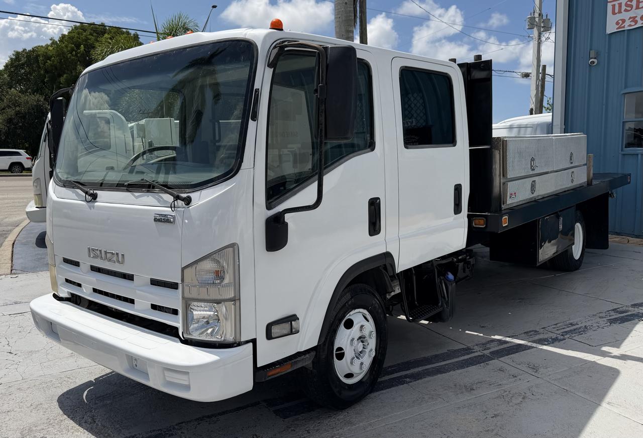Isuzu NPR  2015
