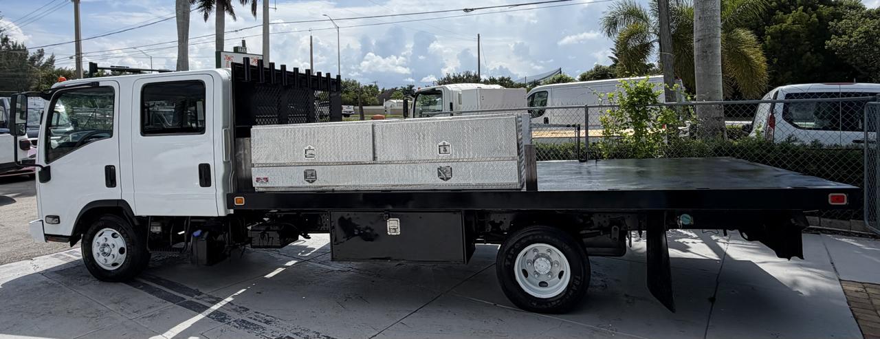 Isuzu NPR  2015