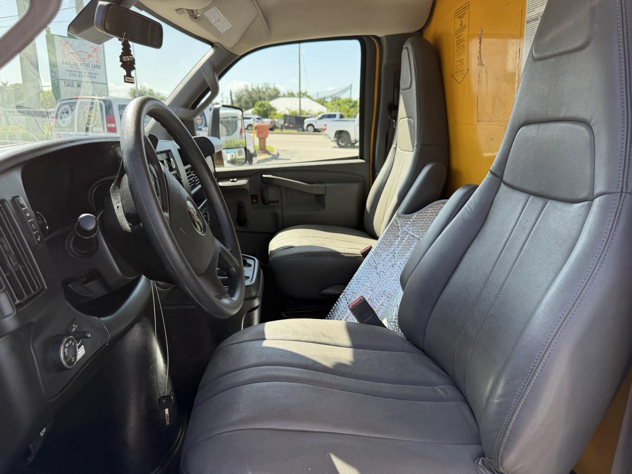 GMC Savana G3500 177 in. 2019