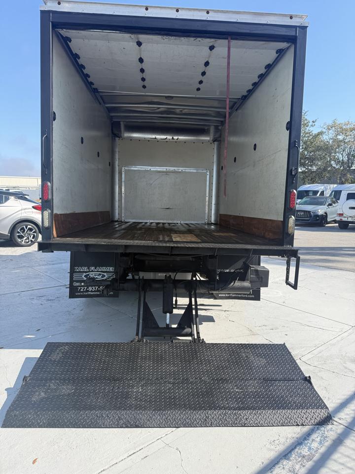 Ford Econoline E-350 Super Duty 2015