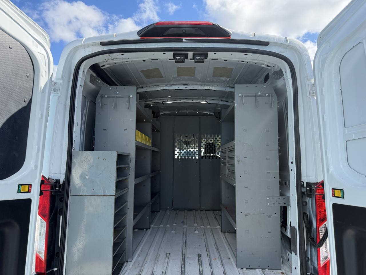 Ford Transit 150  2023