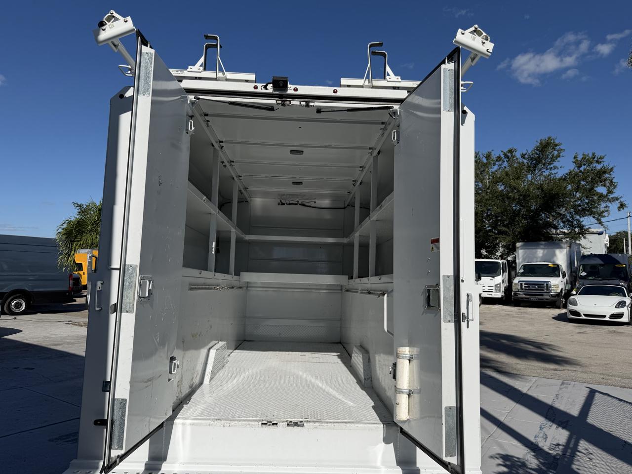 Ford Transit T-350 HD DRW 2020