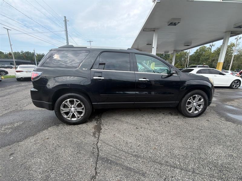 GMC Acadia photo 10