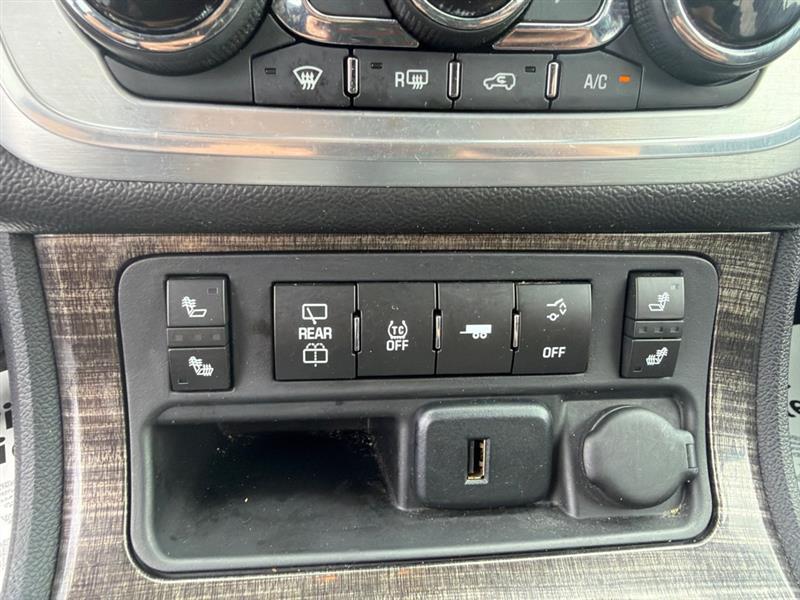 GMC Acadia photo 32