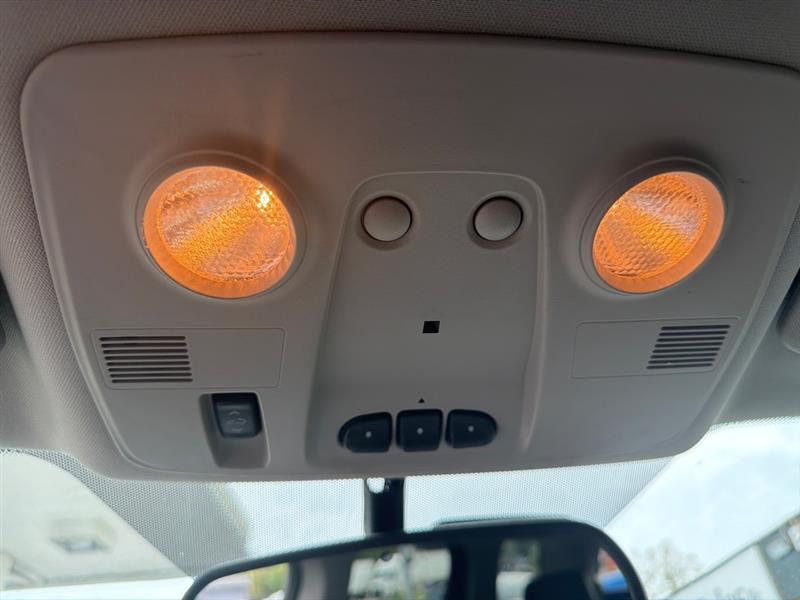 GMC Acadia photo 33