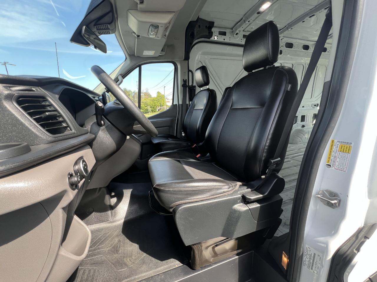 2020 Ford Transit photo 2