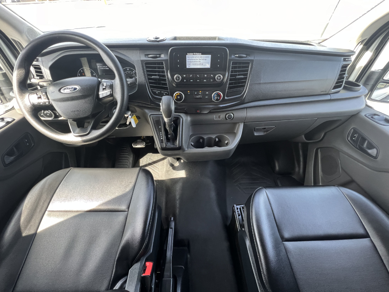 2020 Ford Transit photo 3