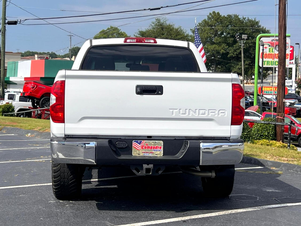 2017 Toyota Tundra SR5 photo 4