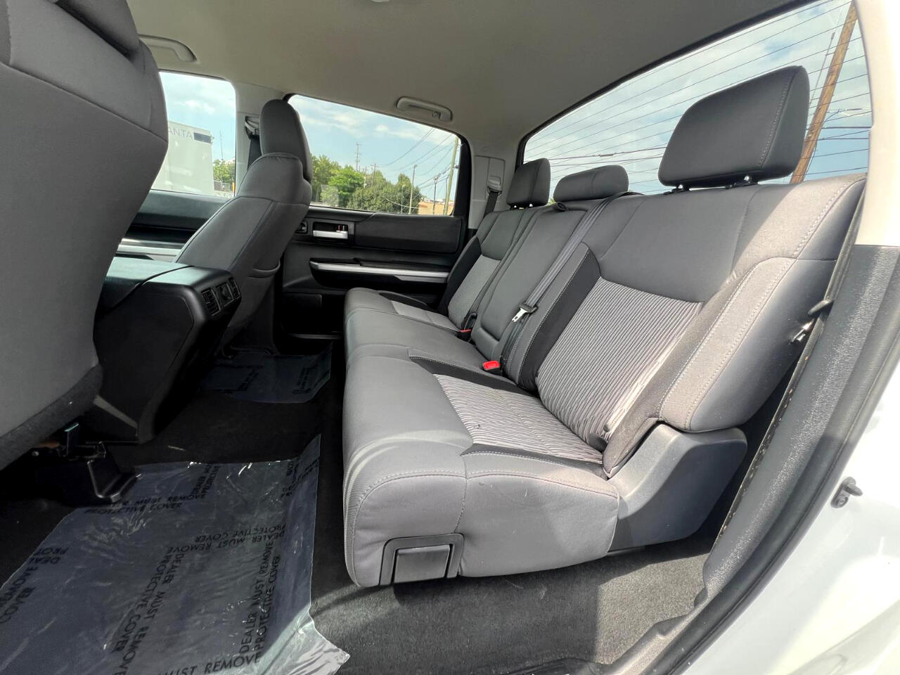 2017 Toyota Tundra SR5 photo 8