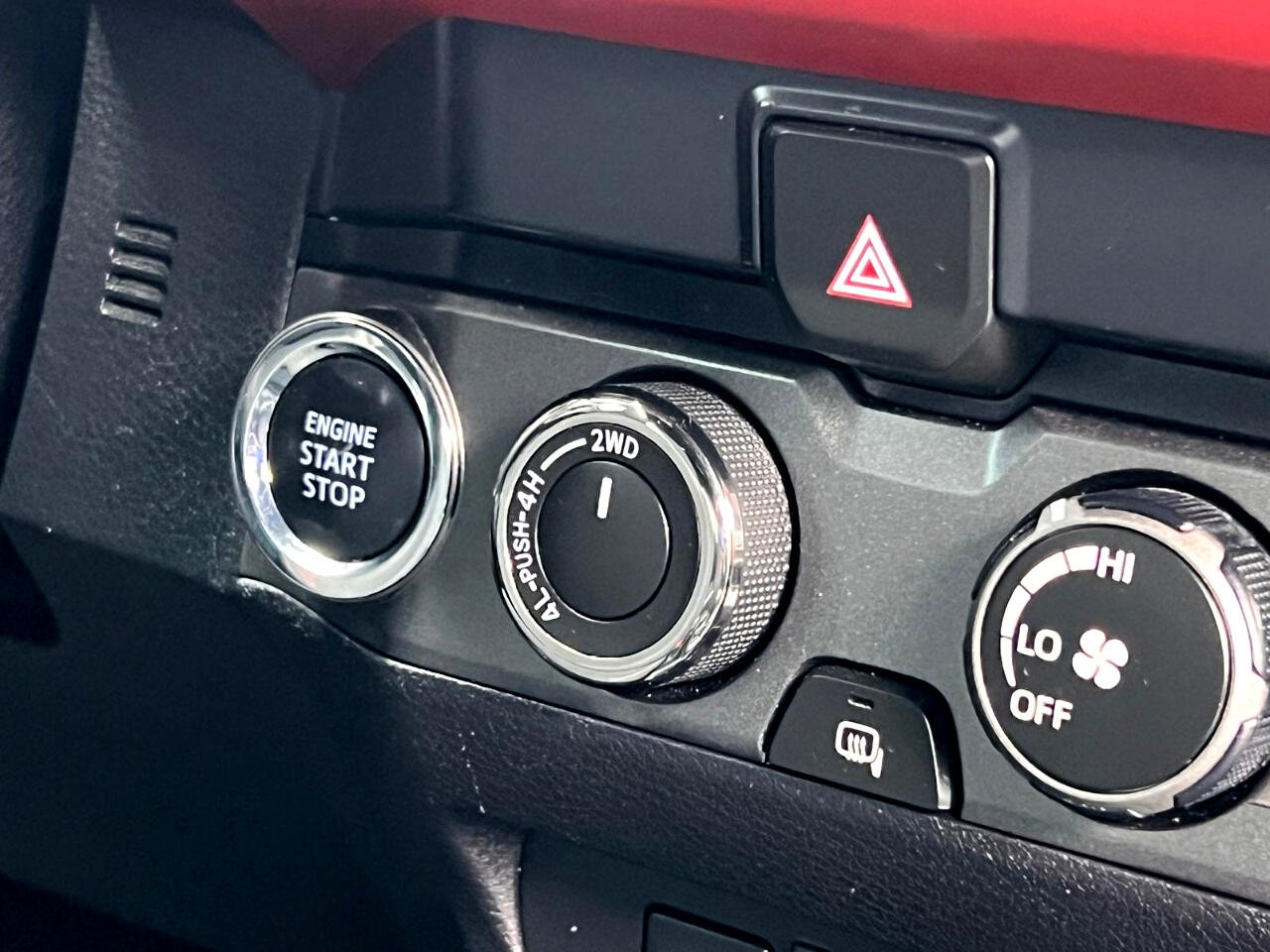 2019 Toyota Tacoma SR5 Double Cab Long Bed V6 4x4 photo 14
