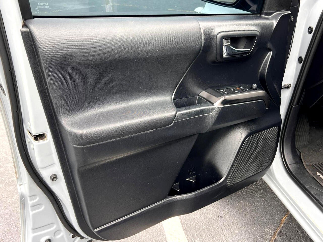 2019 Toyota Tacoma SR5 Double Cab Long Bed V6 4x4 photo 16