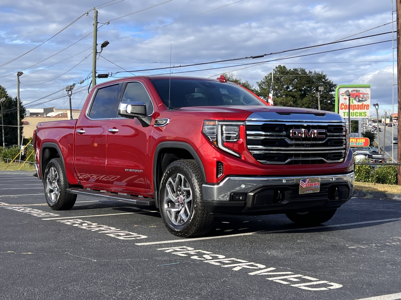 2025 GMC Sierra 1500 SLT Crew Cab 4WD