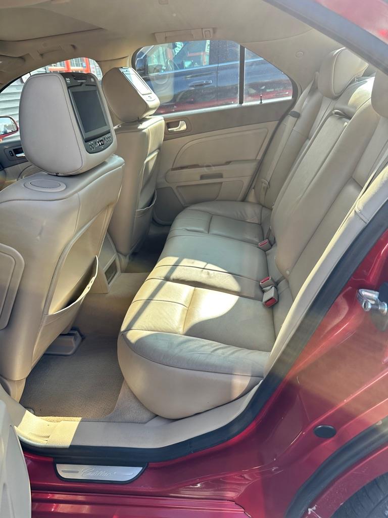 Cadillac STS V6 Luxury AWD with Navigation 2008