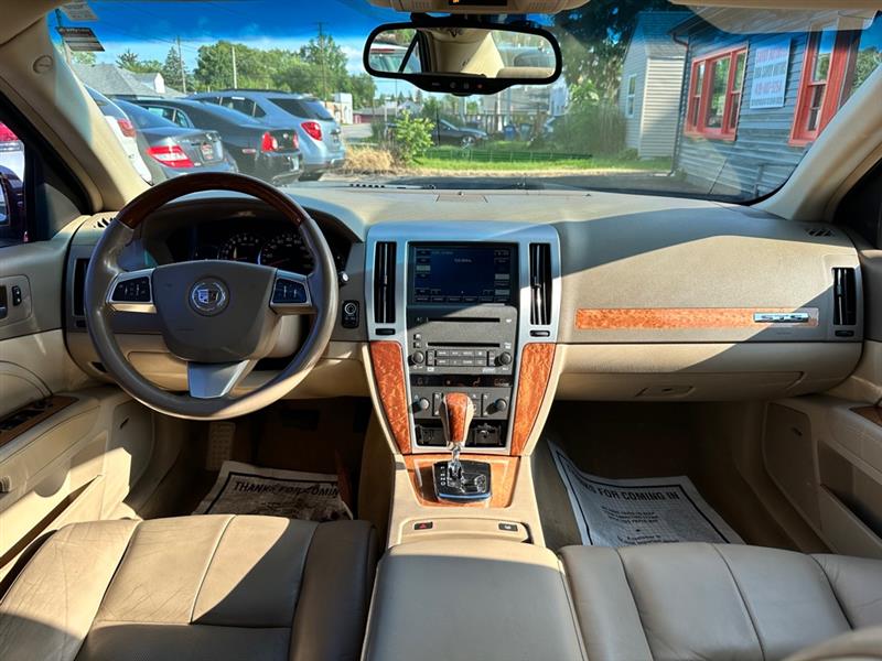 Cadillac STS V6 Luxury AWD with Navigation 2008