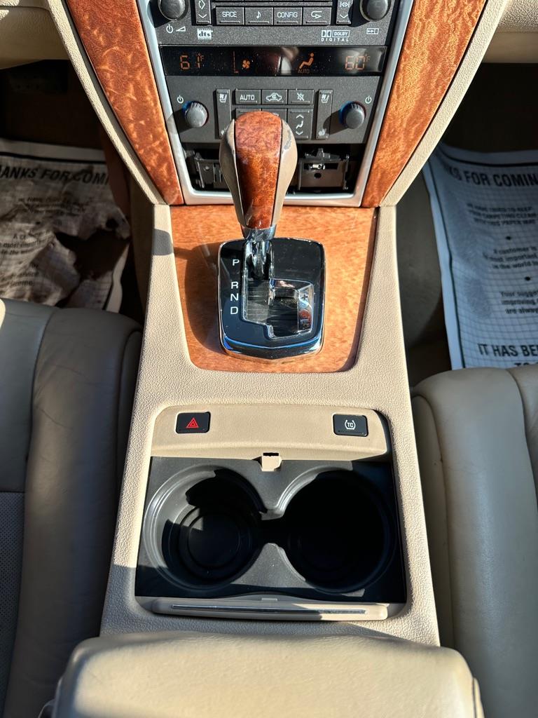 Cadillac STS V6 Luxury AWD with Navigation 2008