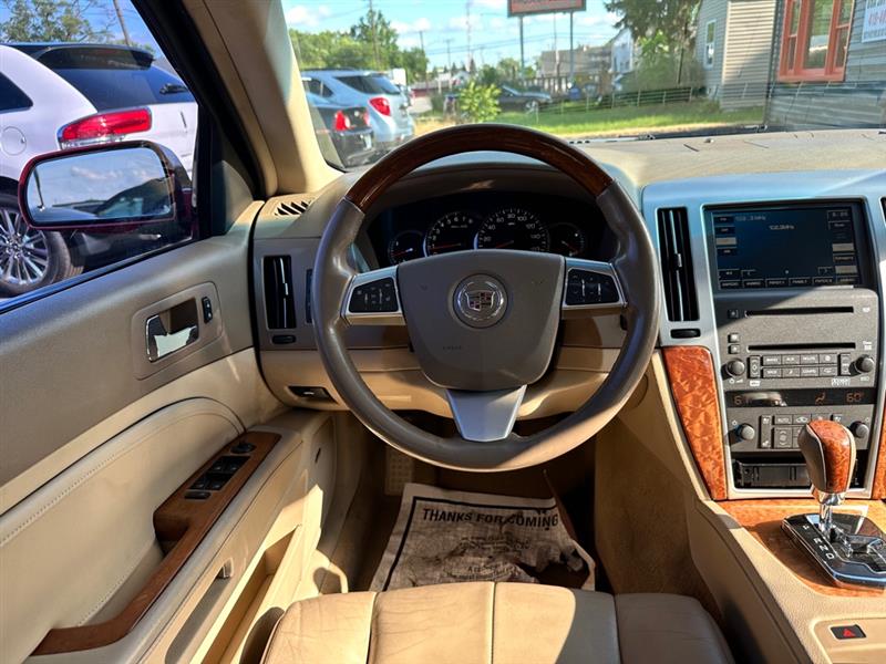 Cadillac STS V6 Luxury AWD with Navigation 2008