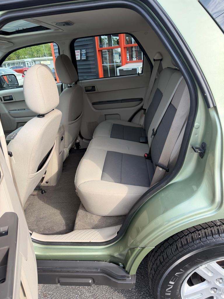 Ford Escape Hybrid FWD 2008