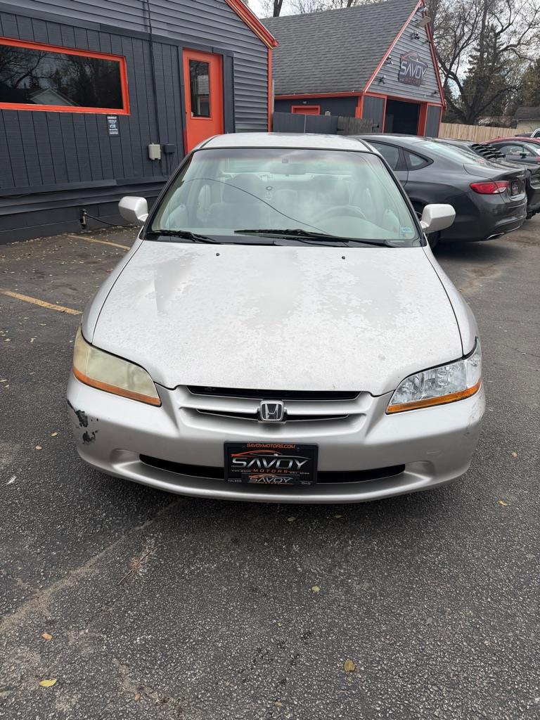 Honda Accord LX sedan 1999