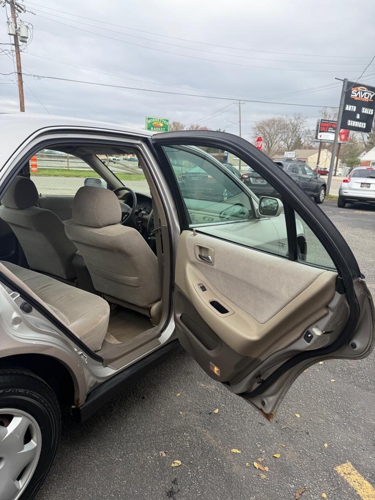 Honda Accord LX sedan 1999