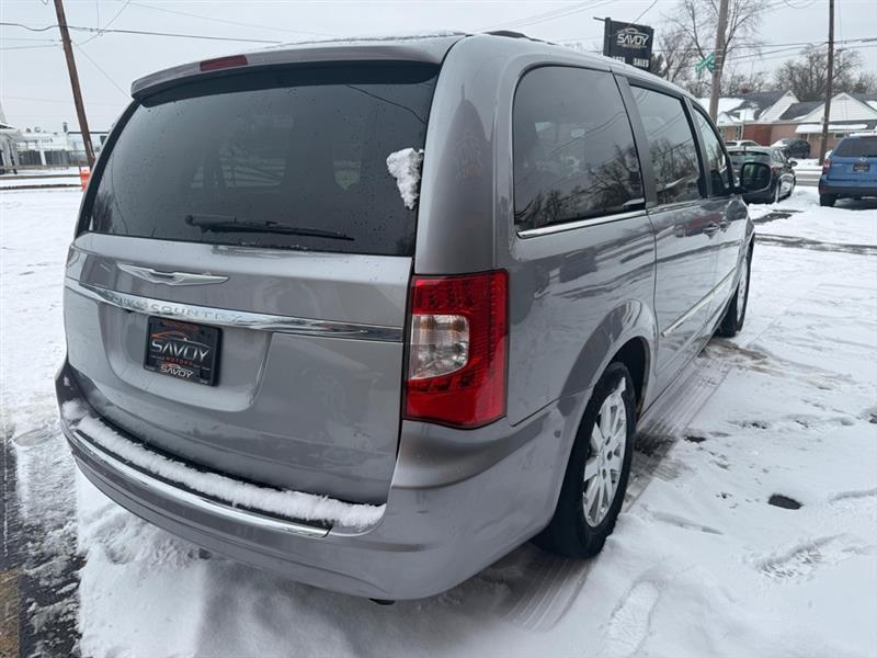 Chrysler Town & Country Touring 2013