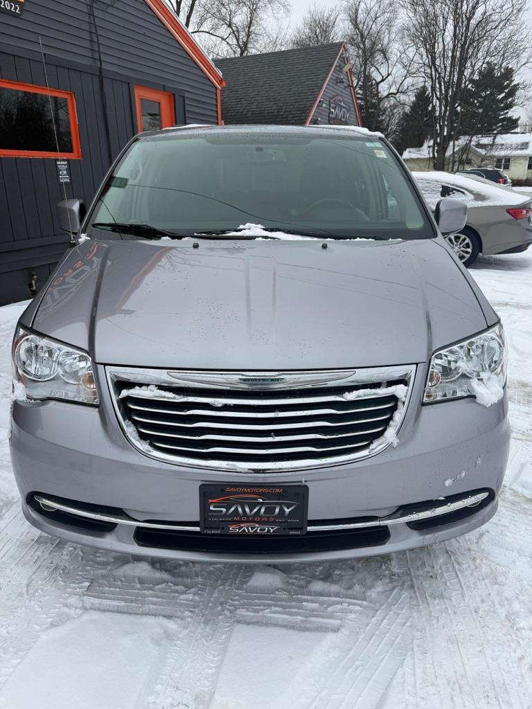 Chrysler Town & Country Touring 2013