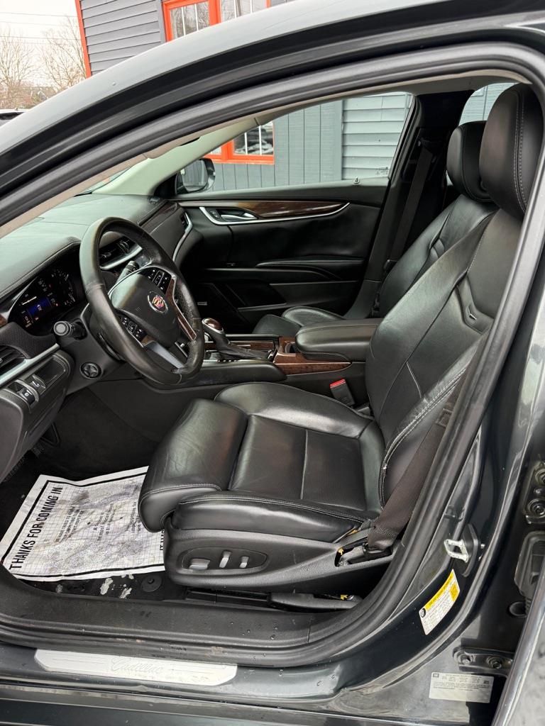 Cadillac XTS Luxury AWD 2013