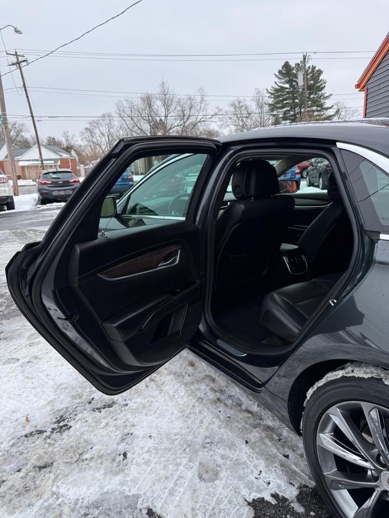 Cadillac XTS Luxury AWD 2013