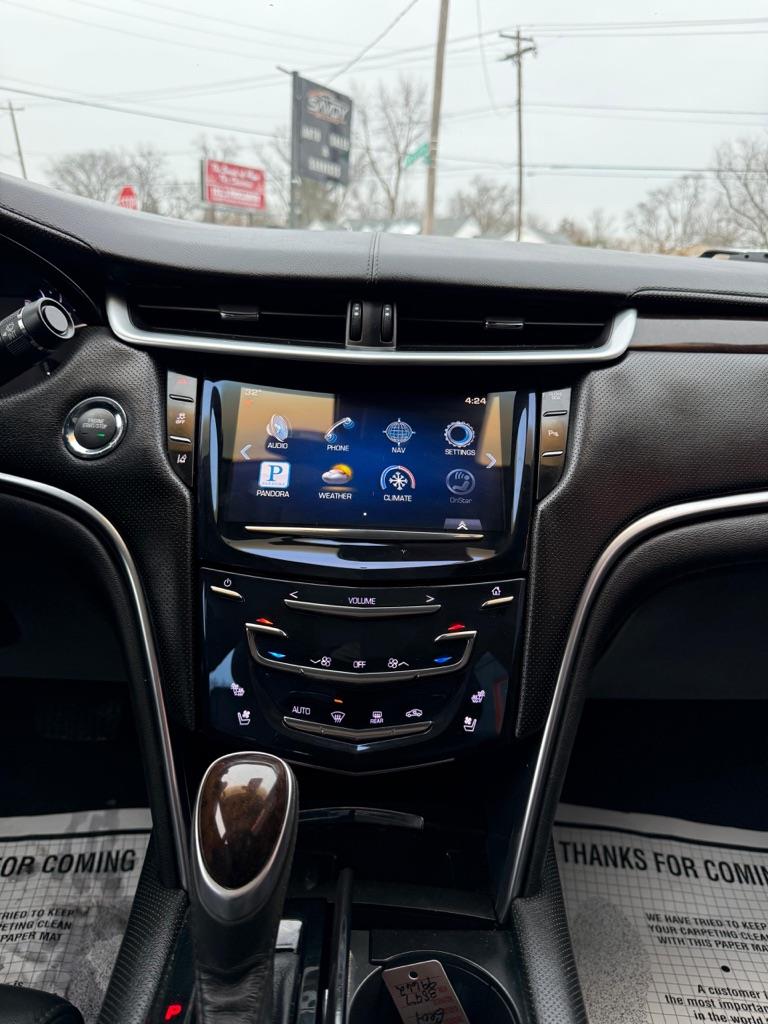 Cadillac XTS Luxury AWD 2013