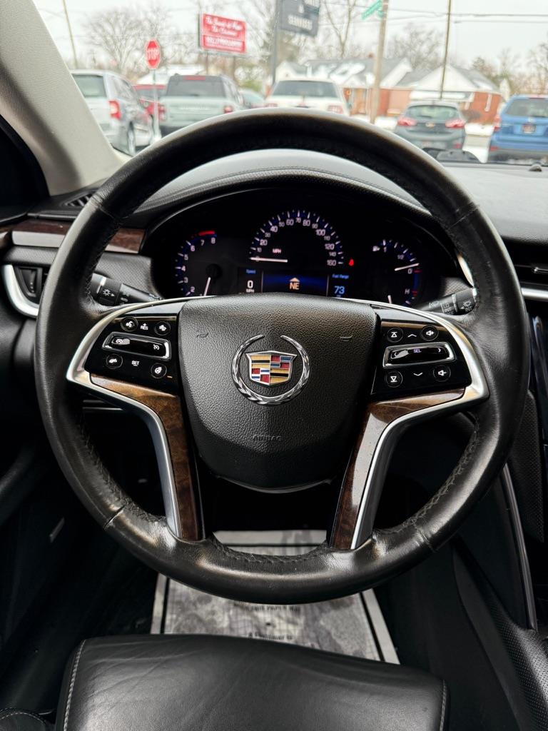 Cadillac XTS Luxury AWD 2013