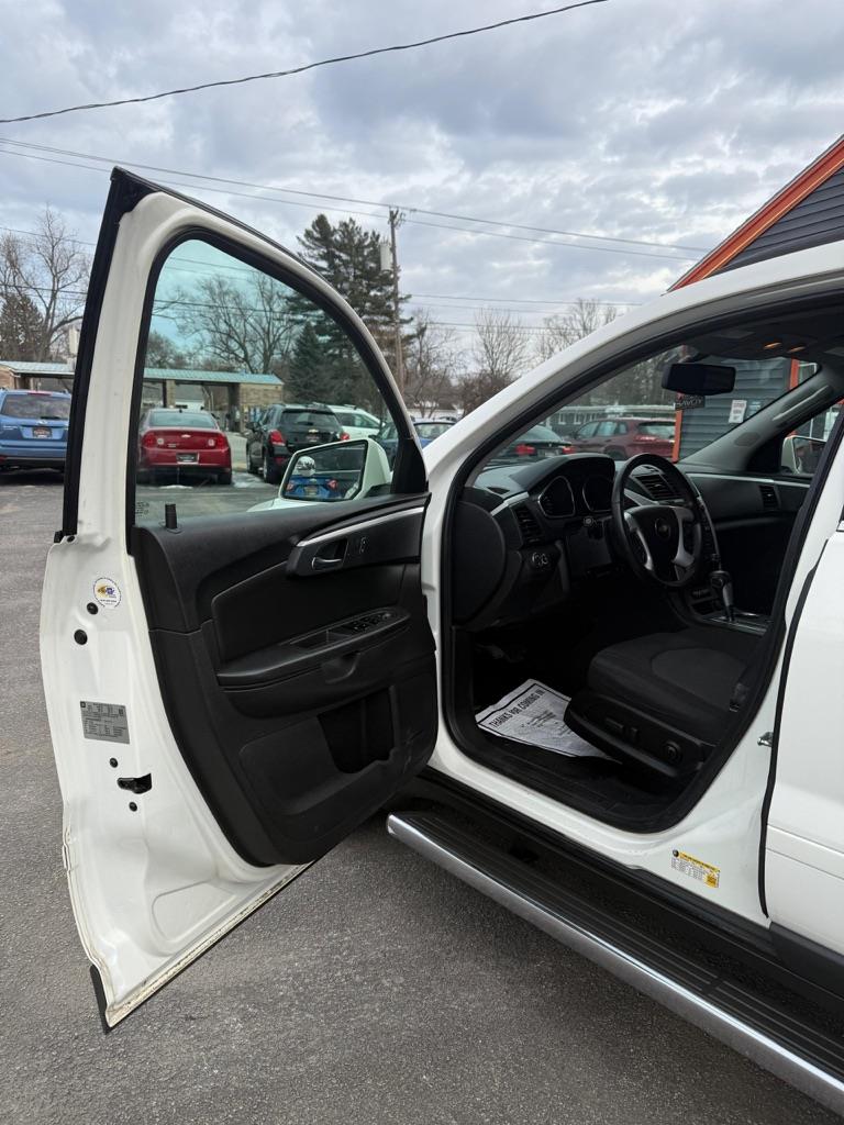 Chevrolet Traverse LT AWD 2012