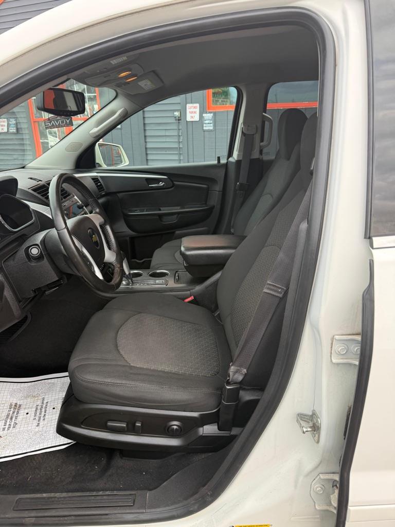 Chevrolet Traverse LT AWD 2012