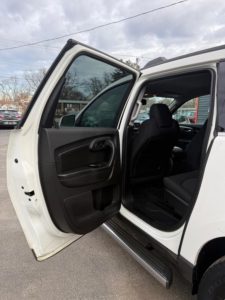 Chevrolet Traverse LT AWD 2012