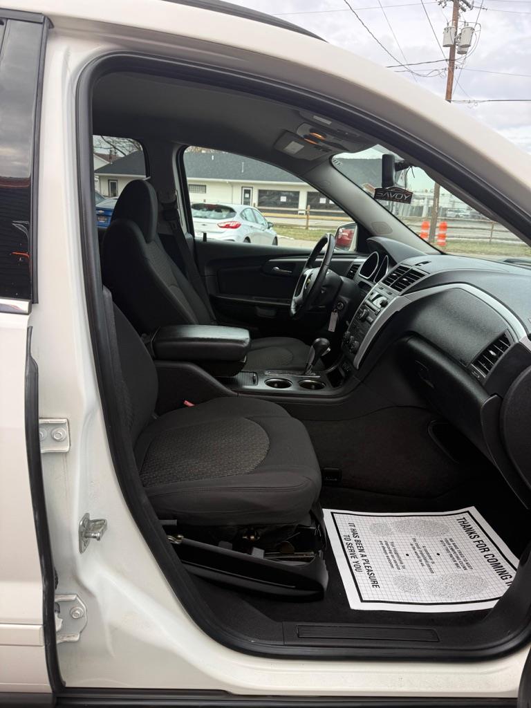 Chevrolet Traverse LT AWD 2012