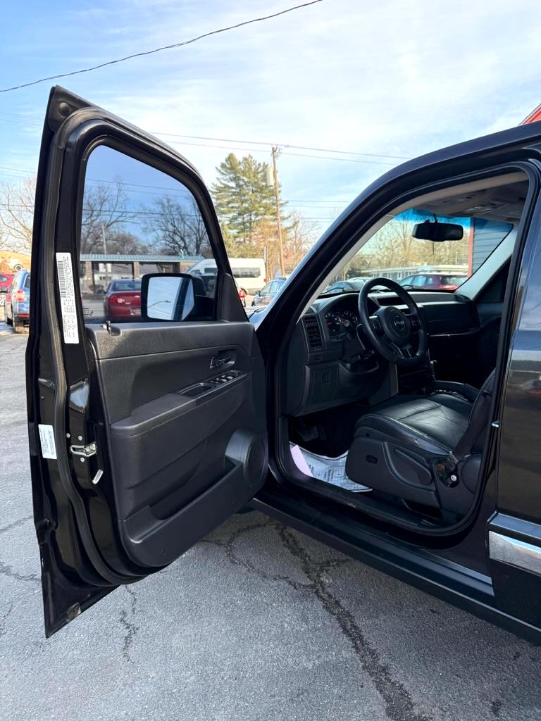 Jeep Liberty Sport 4WD 2012