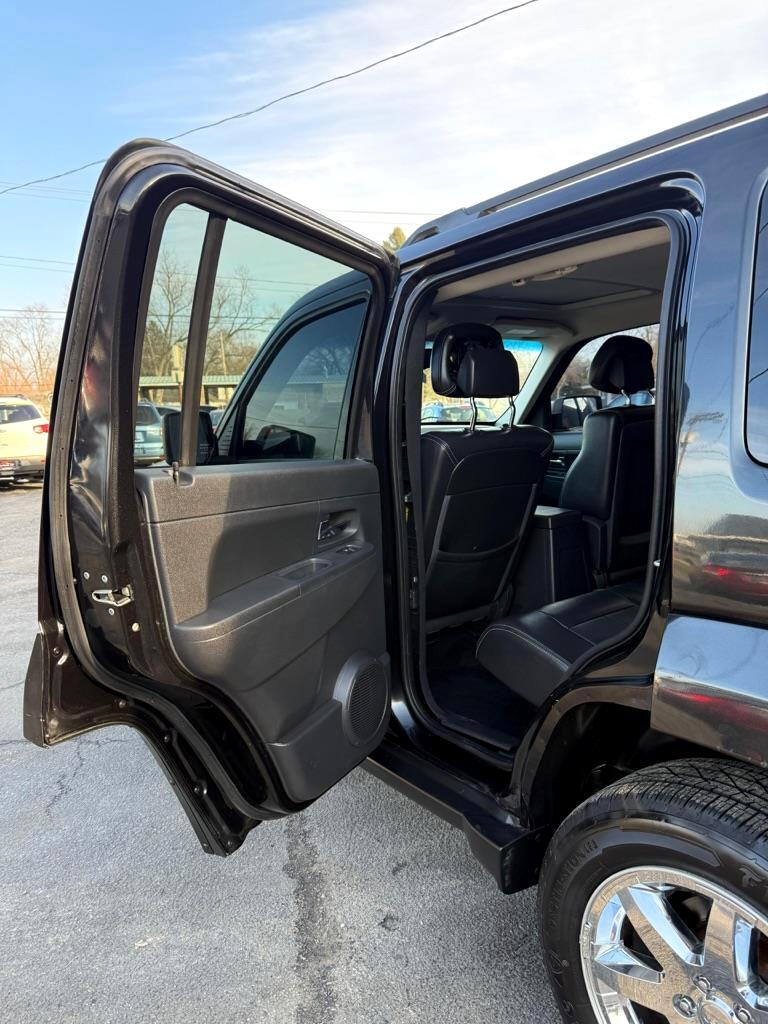 Jeep Liberty Sport 4WD 2012