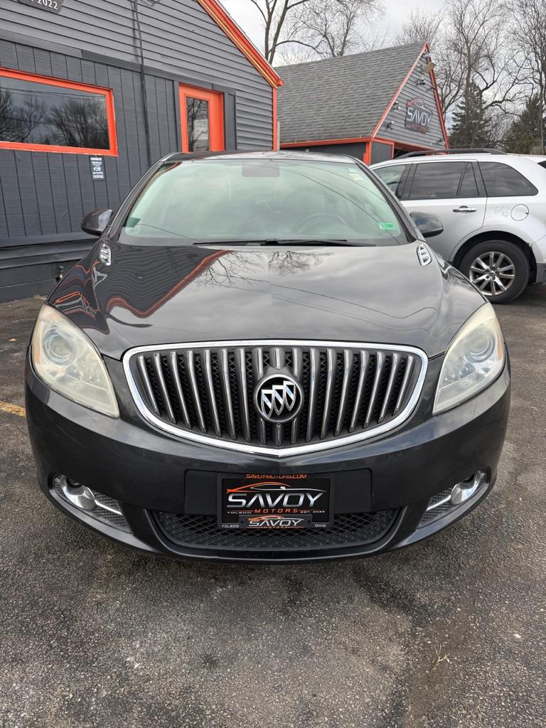 Buick Verano Base 2013