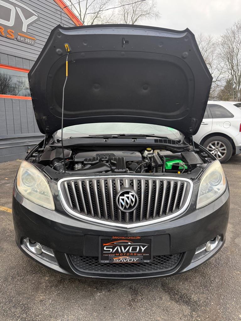 Buick Verano Base 2013