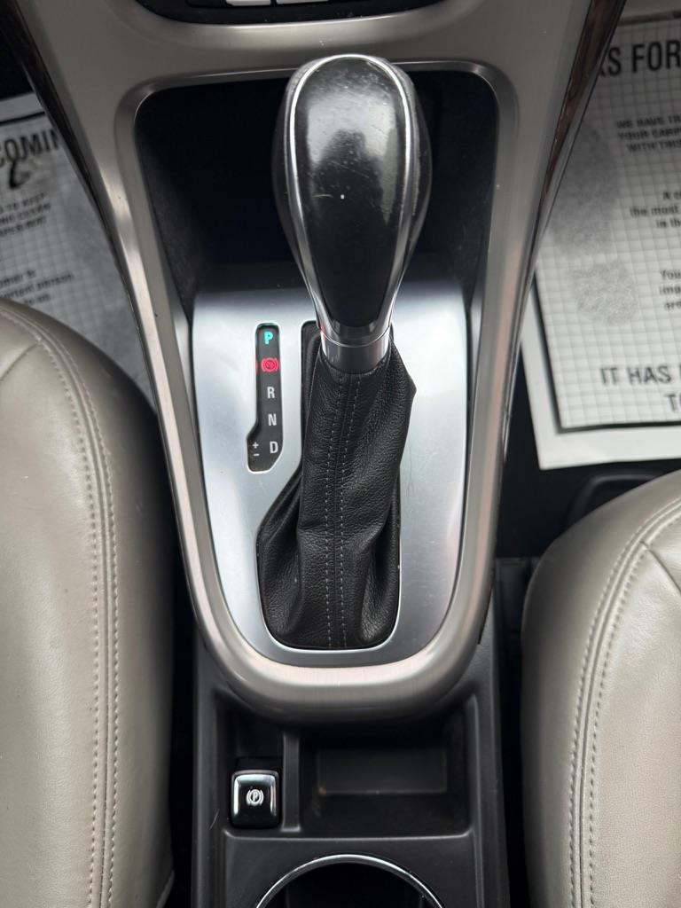 Buick Verano Base 2013