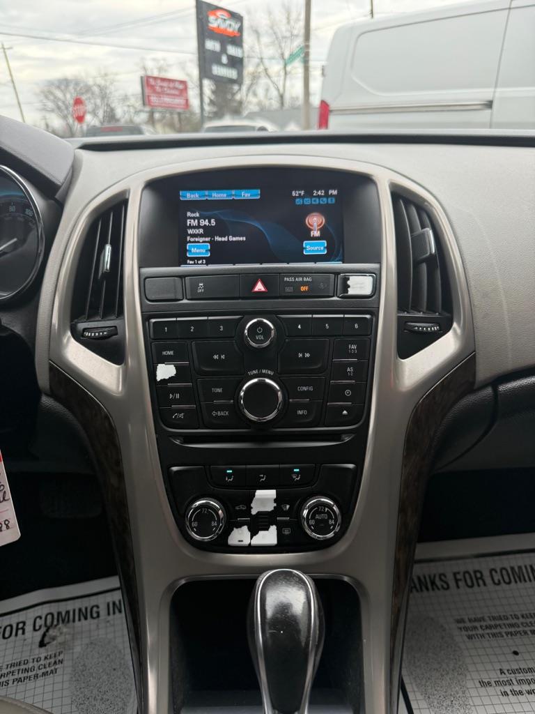 Buick Verano Base 2013