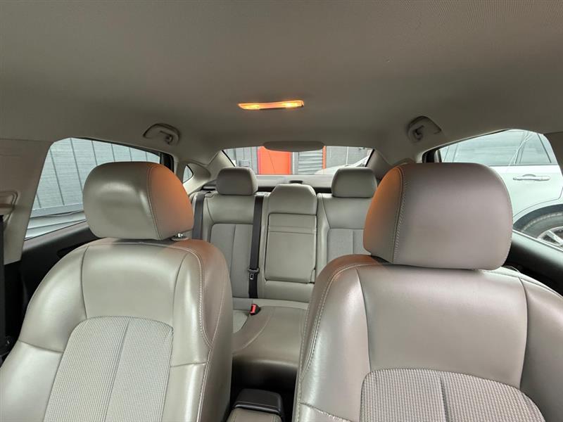 Buick Verano Base 2013