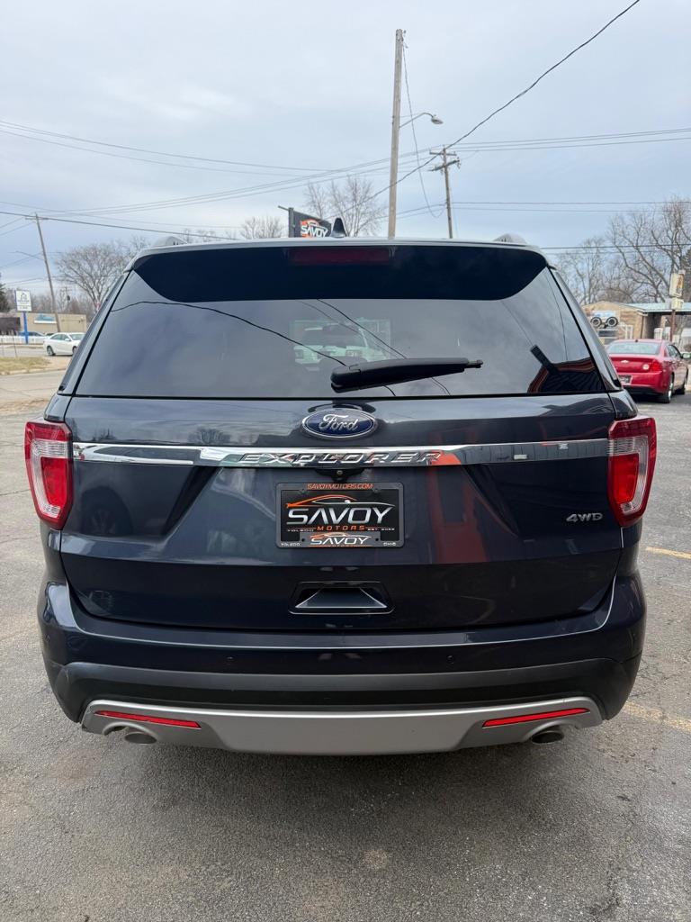 Ford Explorer XLT 4WD 2017