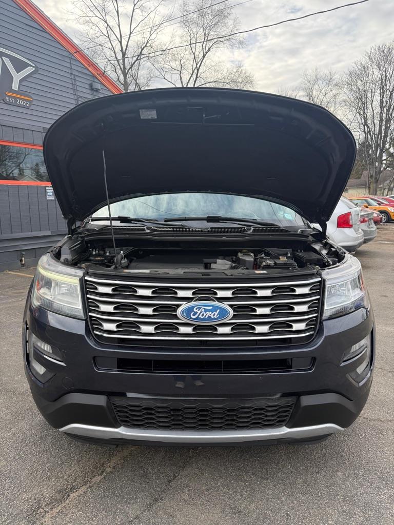 Ford Explorer XLT 4WD 2017