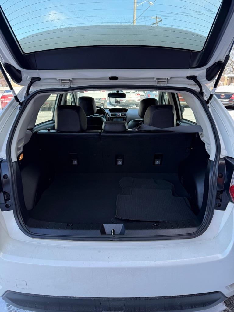 Subaru Impreza 2.0i Sport Limited PZEV 5-Door 2015