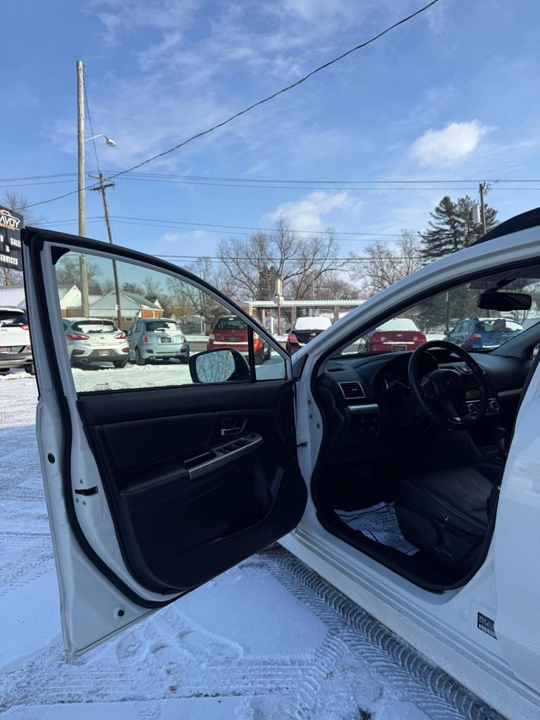 Subaru Impreza 2.0i Sport Limited PZEV 5-Door 2015