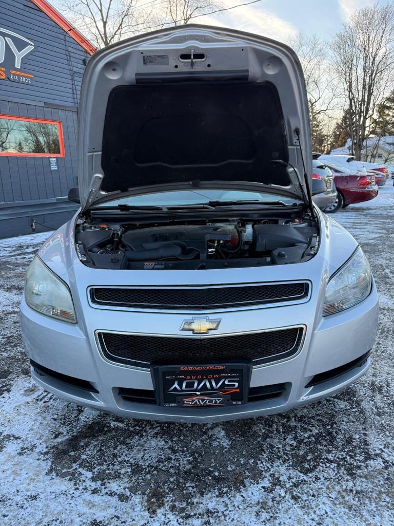 Chevrolet Malibu LS 2011