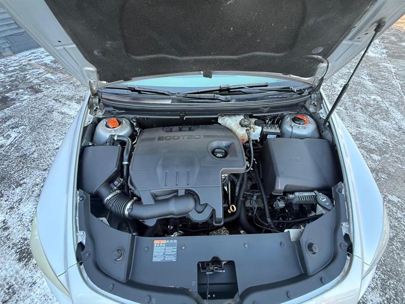 Chevrolet Malibu LS 2011