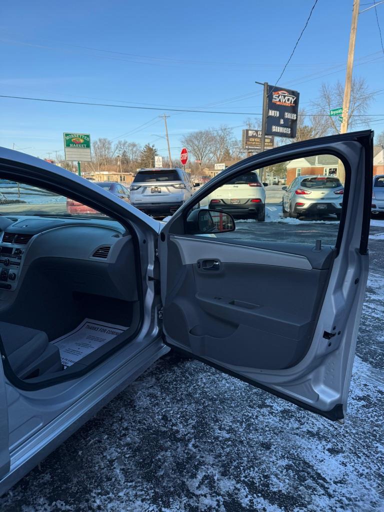 Chevrolet Malibu LS 2011