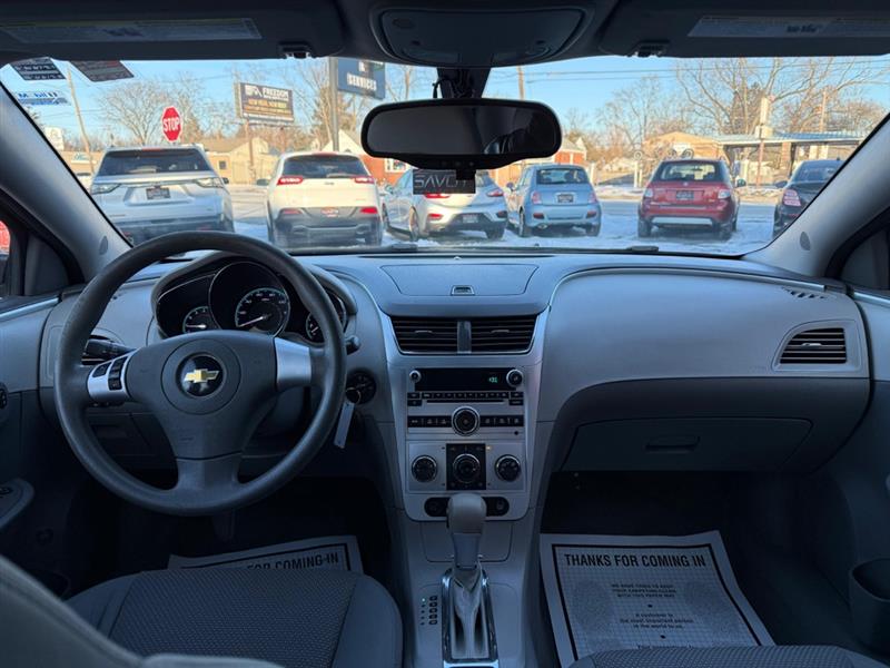 Chevrolet Malibu LS 2011